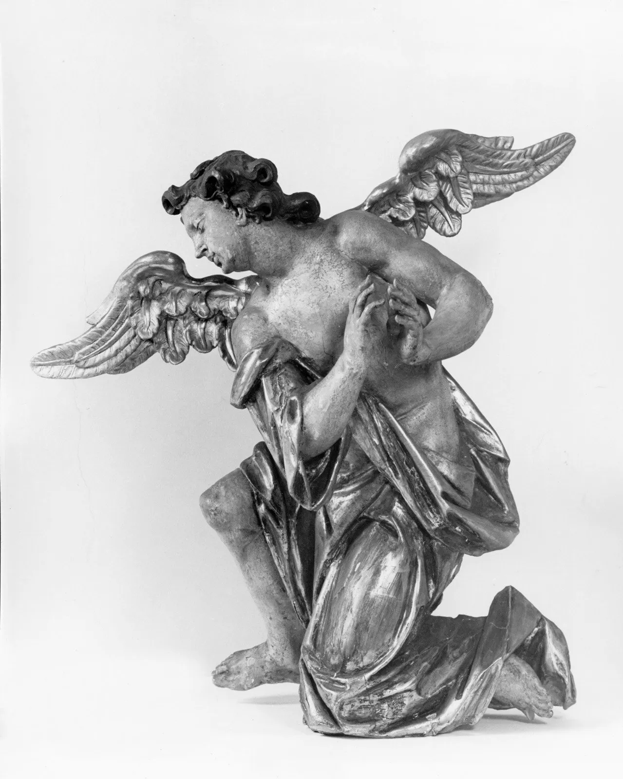 Klečeči angel