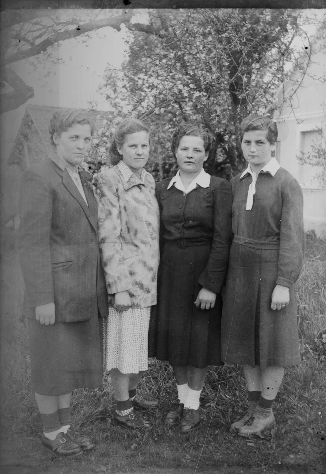 Skupinska fotografija deklet