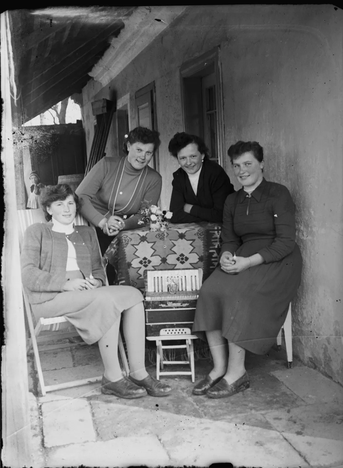 Skupinska fotografija deklet